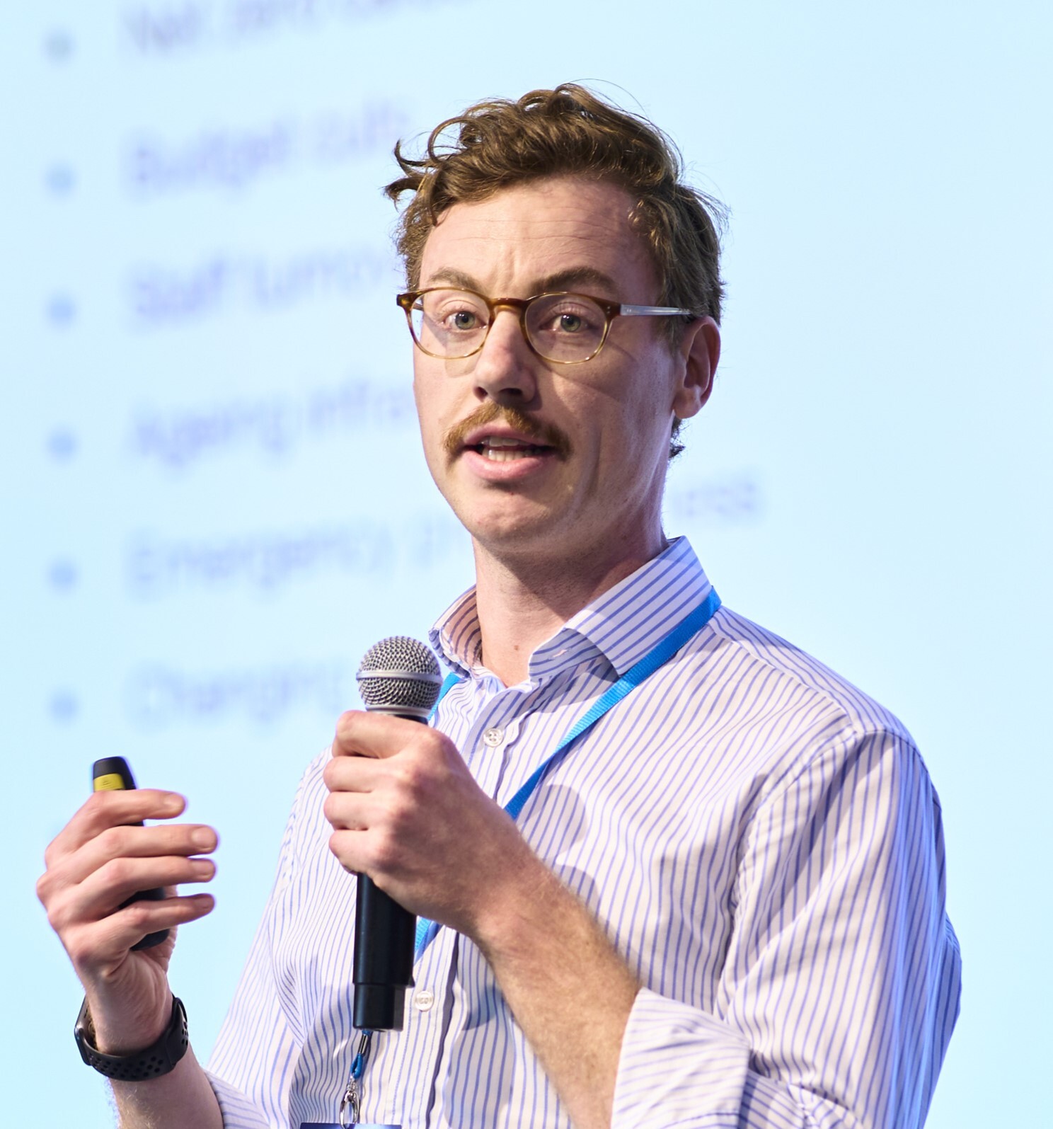 Dr. Carl-Magnus von Behr